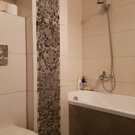 Studiospanie Apartament Monroe Centrum * Gdyně